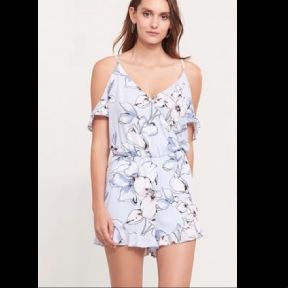 DYNAMITE Floral romper